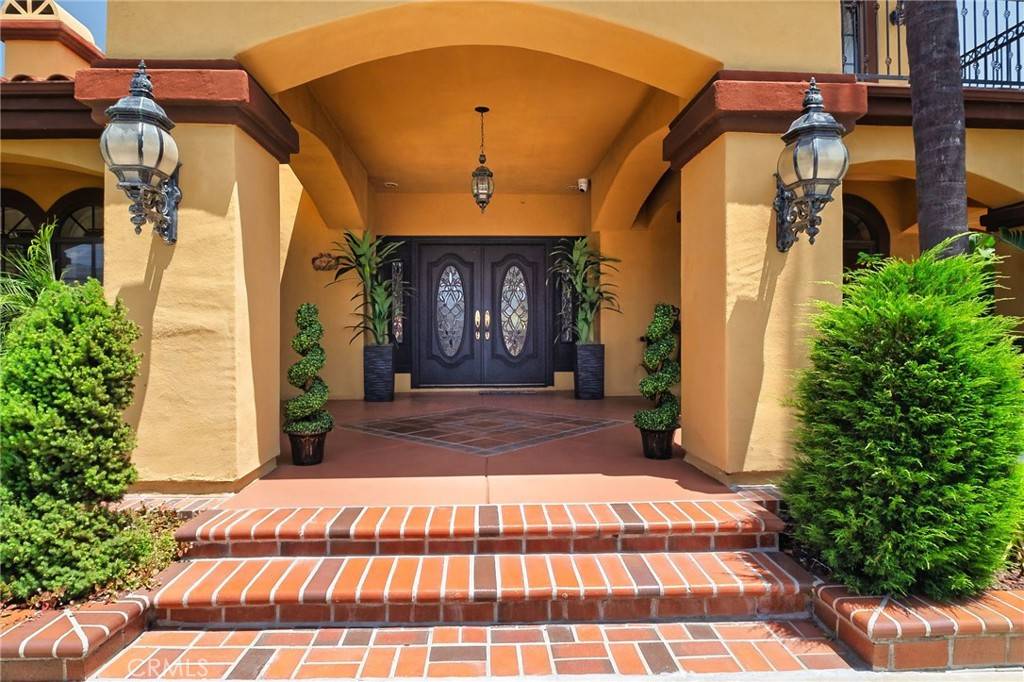 Claremont, CA 91711,948 Peninsula AVE