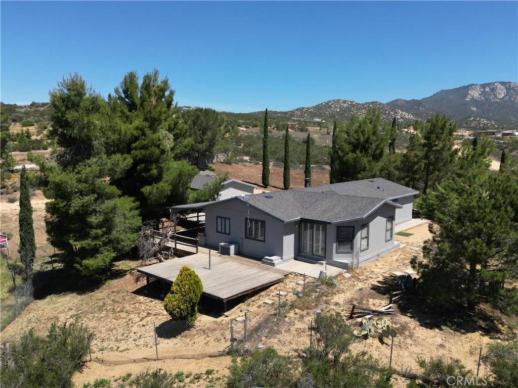 Aguanga, CA 92536,40755 Lakeshore BLVD