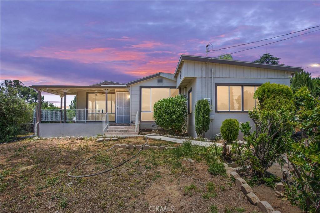 Yucaipa, CA 92399,12190 Gladys LN