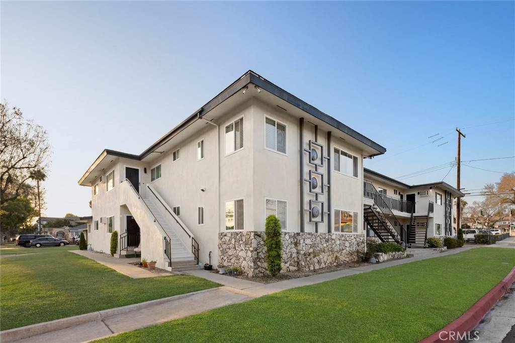 Whittier, CA 90603,9025 Mills AVE