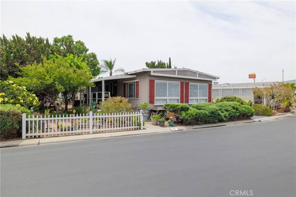 Riverside, CA 92503,3700 Buchanan #93