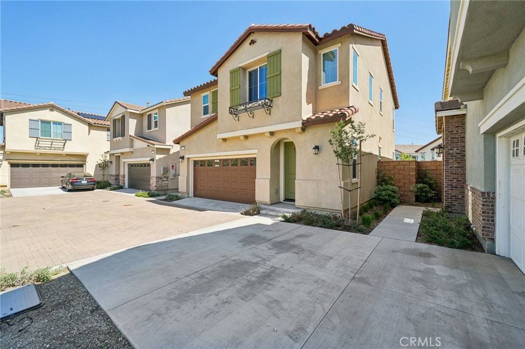 Fontana, CA 92336,16233 Lozano ST #2