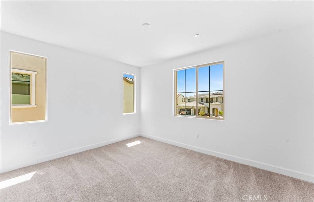 Riverside, CA 92503,17602 Col Ranch DR