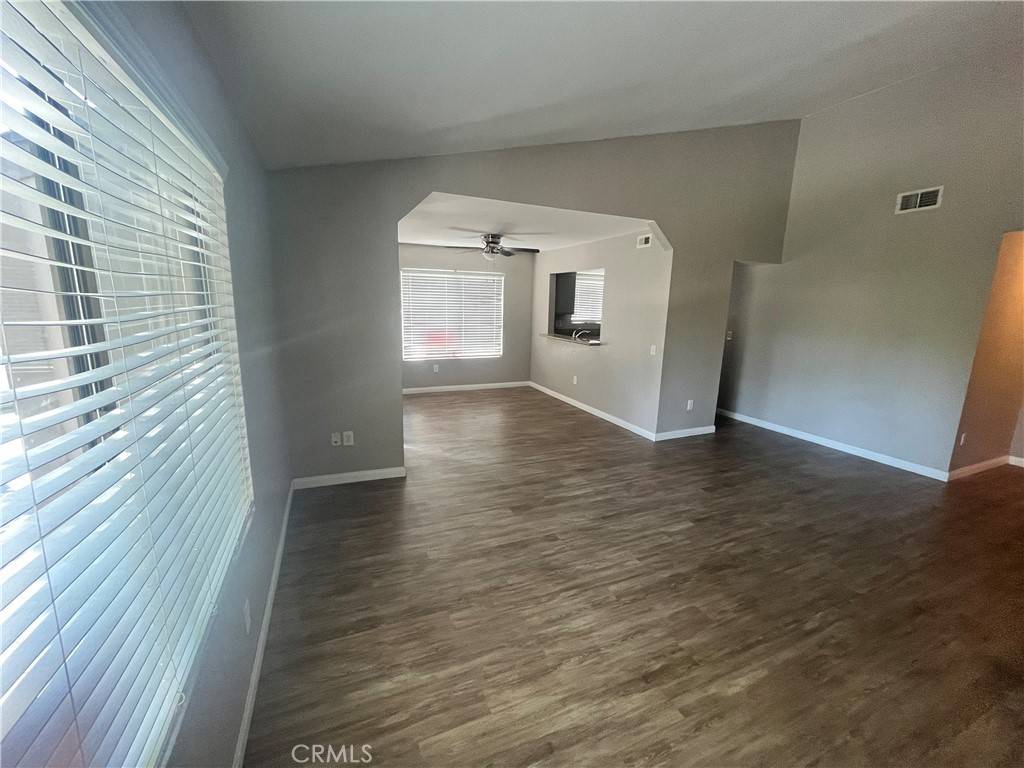 Riverside, CA 92507,600 Central AVE #302