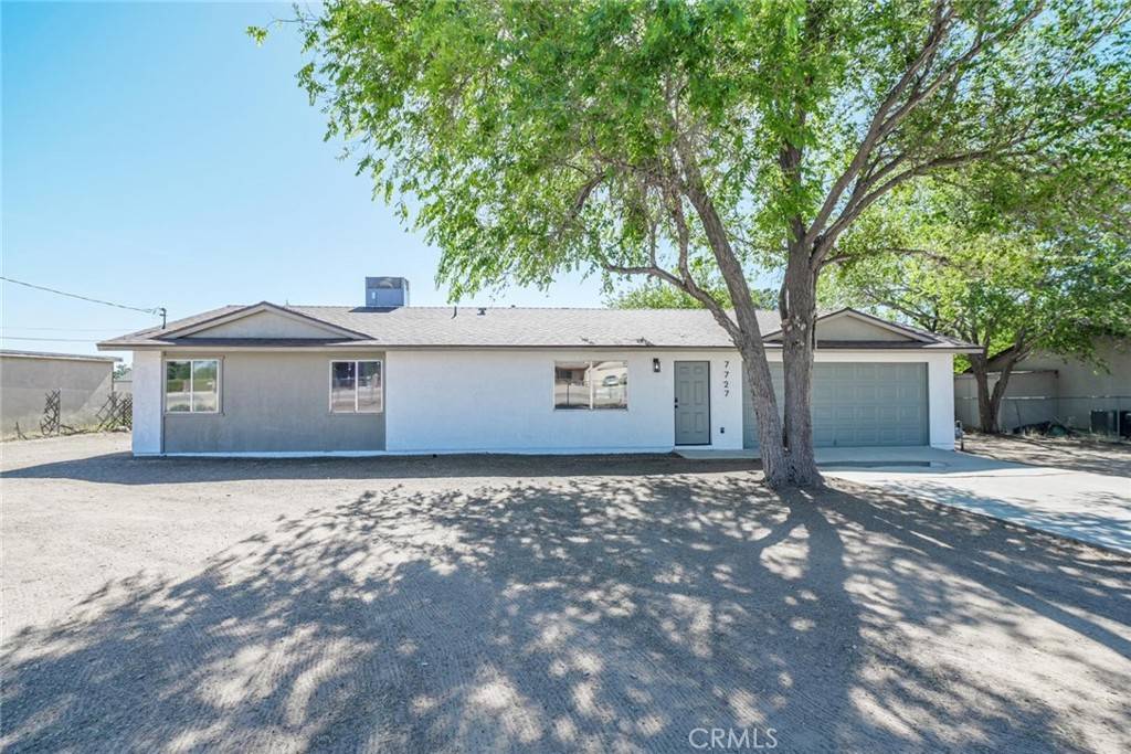 Hesperia, CA 92345,7727 Oakwood AVE
