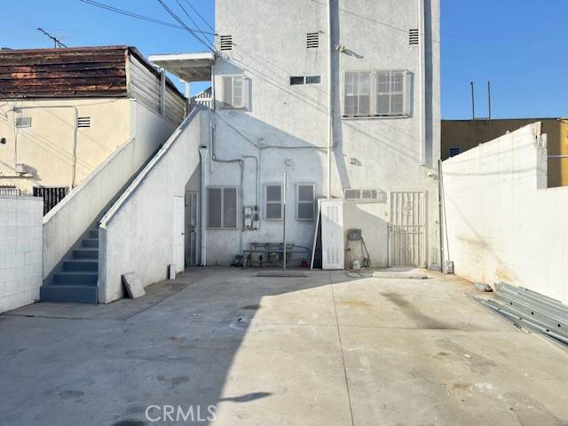 Montebello, CA 90640,3413 W Beverly BLVD