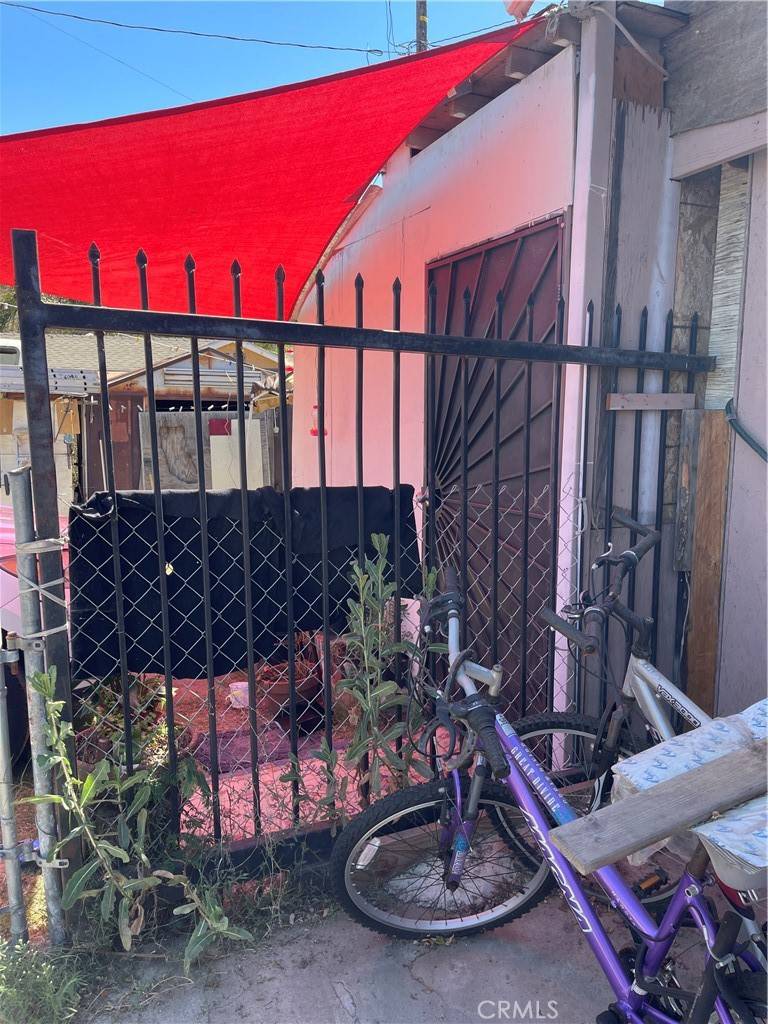 Bloomington, CA 92316,18493 8th ST