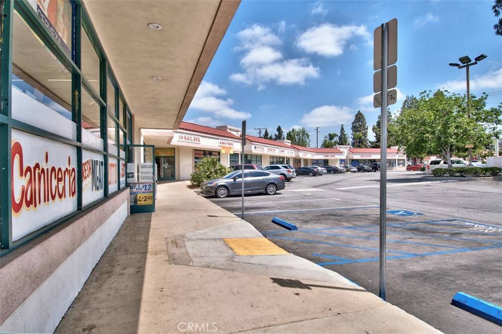 Montclair, CA 91763,9686 Central AVE