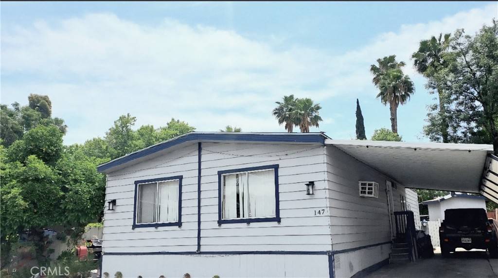 Colton, CA 92324,2851 S La Cadena #147