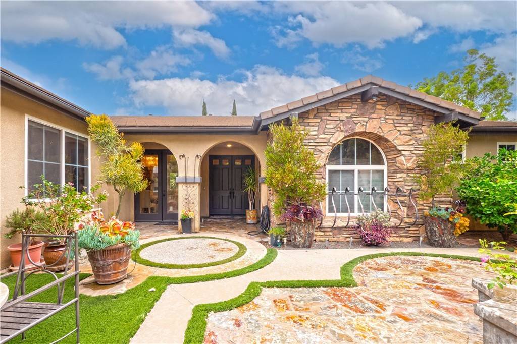 Riverside, CA 92504,16774 Eagle Peak RD