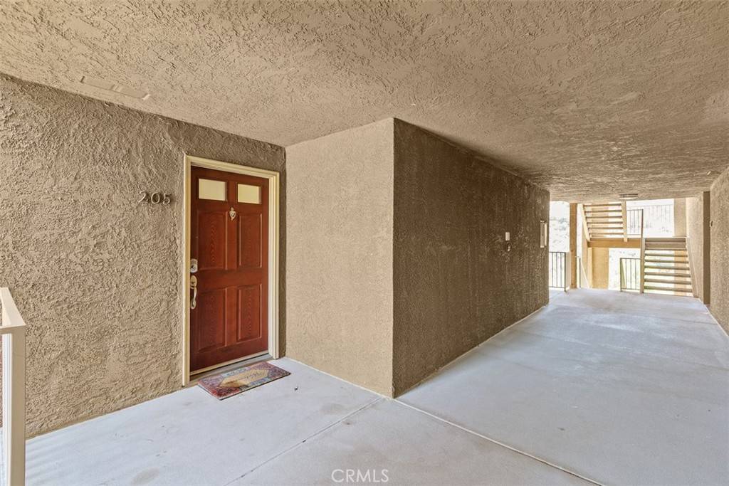 Corona, CA 92882,2400 San Gabriel WAY #205