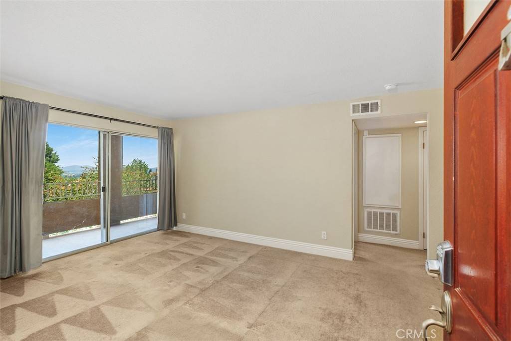 Corona, CA 92882,2400 San Gabriel WAY #205