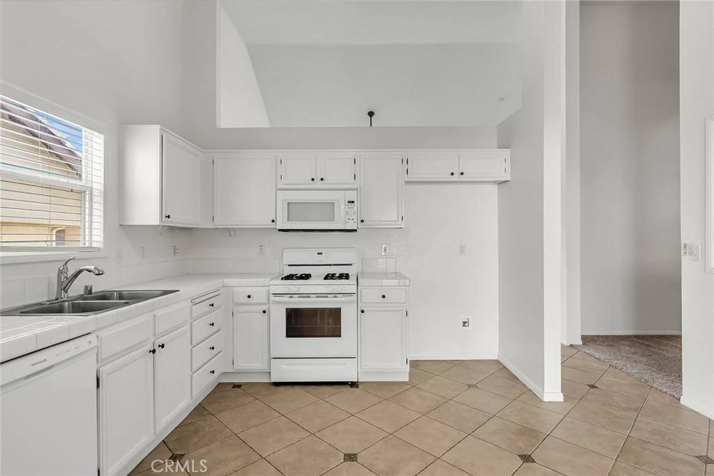 Redlands, CA 92374,1817 Austin WAY