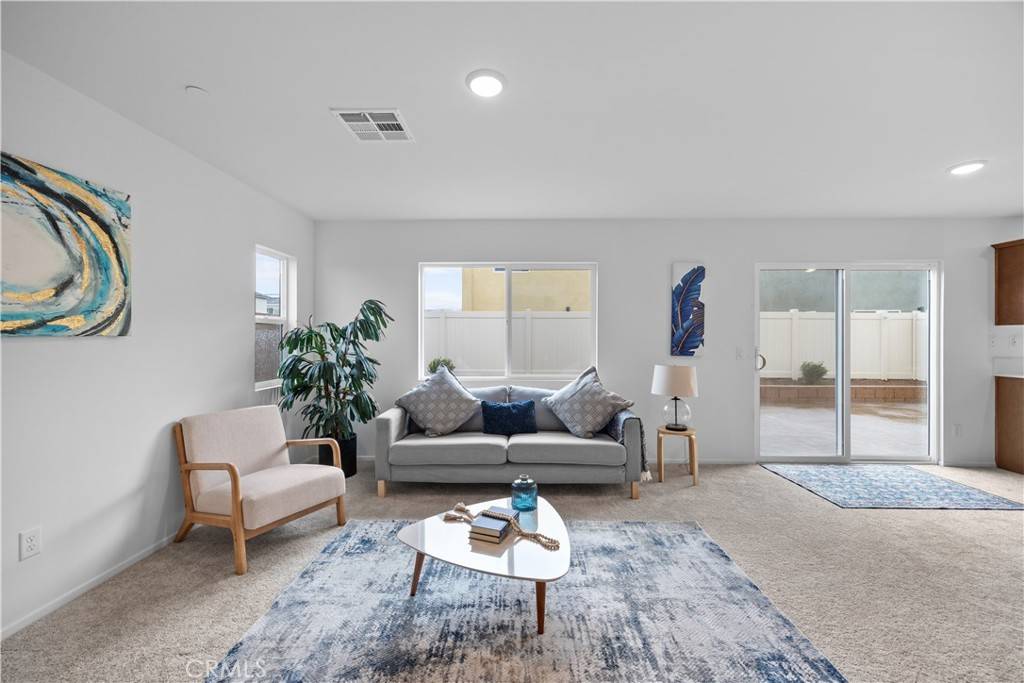 Banning, CA 92220,2168 REDWOOD LN