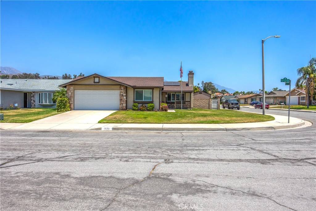 Highland, CA 92346,7571 Willow WAY
