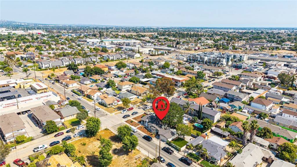 Montebello, CA 90640,201 S Spruce ST