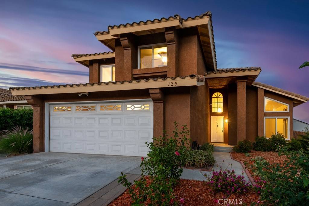 Corona, CA 92879,729 La Loma LN