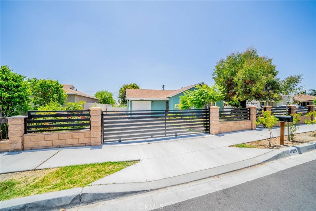 Fontana, CA 92336,17835 Miller Ave