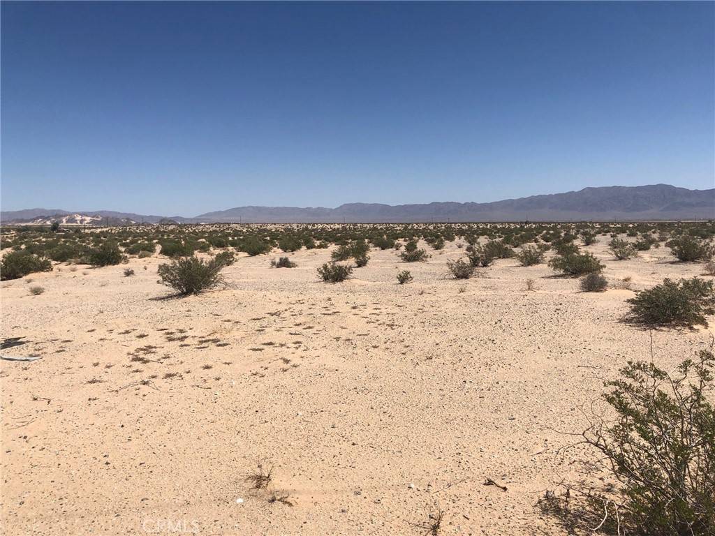 29 Palms, CA 92277,0 Darlene DR