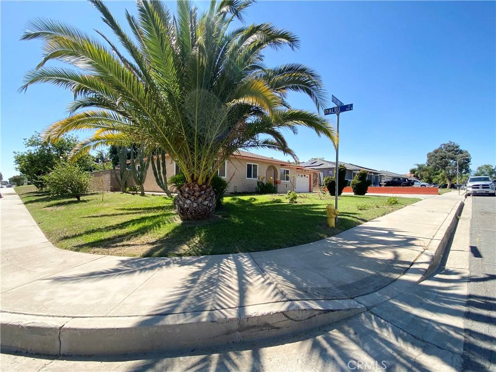 Rialto, CA 92376,774 S Idyllwild AVE