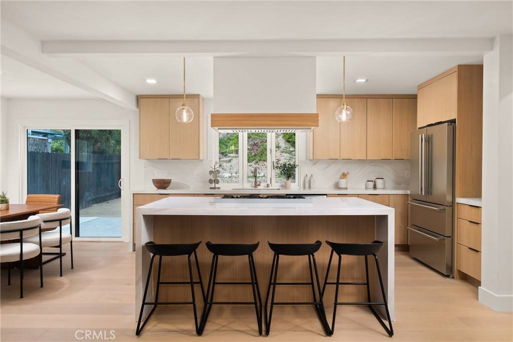 San Diego, CA 92122,4282 Robbins ST