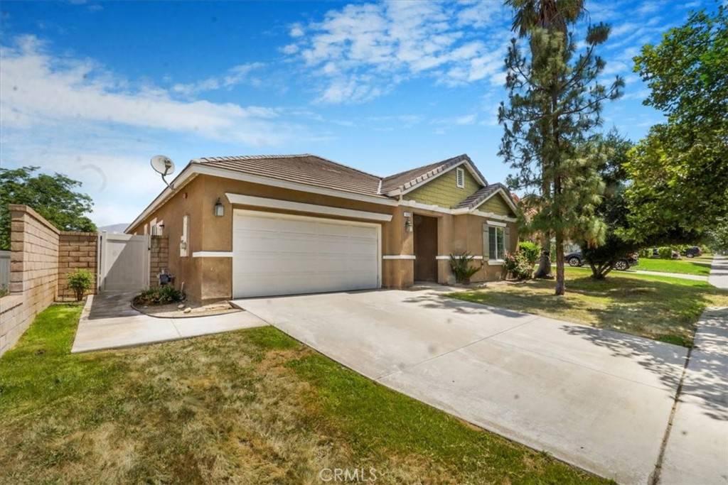 Redlands, CA 92374,1123 E Pennsylvania AVE