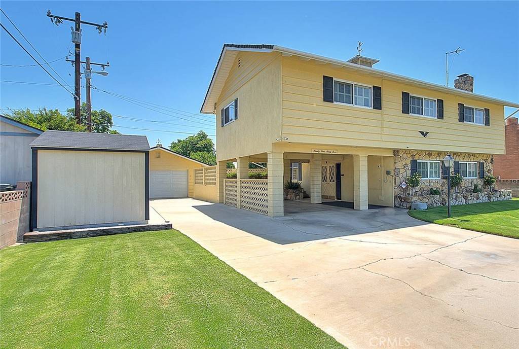 Fontana, CA 92335,9465 Palo Verde AVE