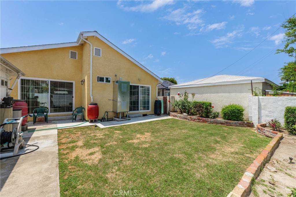 Norwalk, CA 90650,15316 Flallon AVE