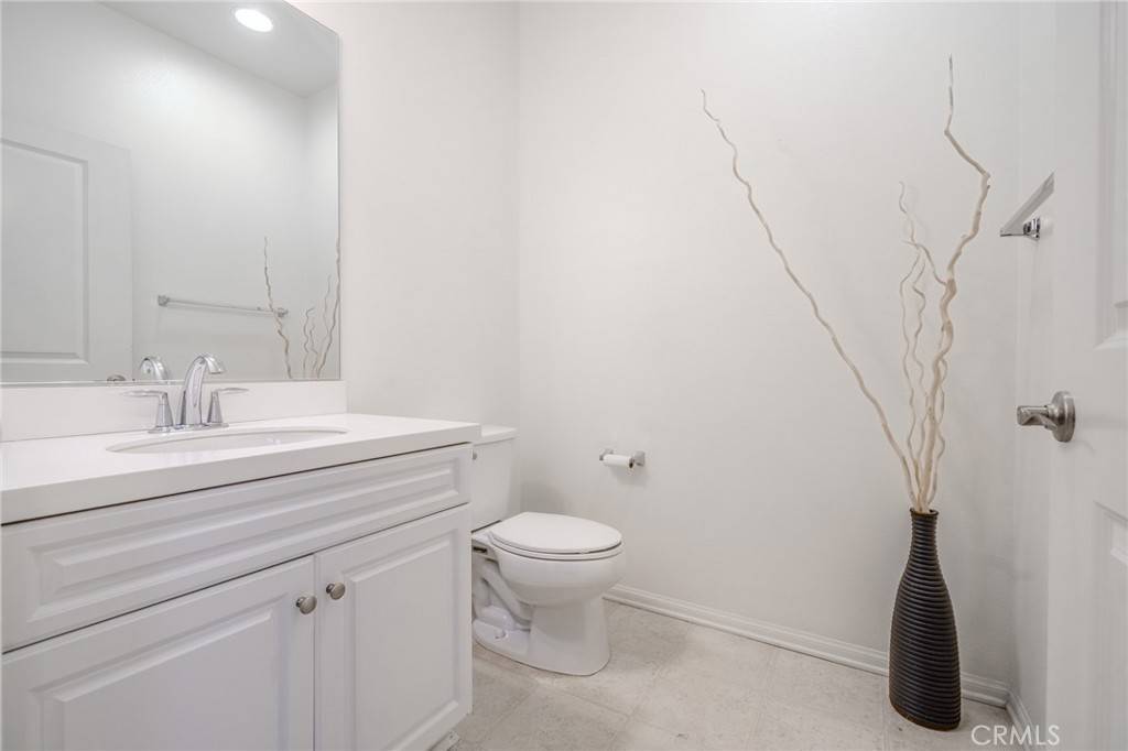 Eastvale, CA 91752,12463 Phoenix CT