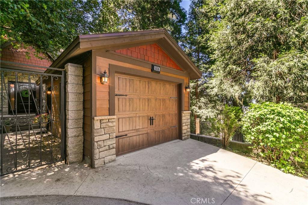 Crestline, CA 92325,1036 Venus WAY