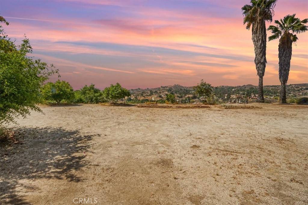 Riverside, CA 92504,15705 Streamview CT