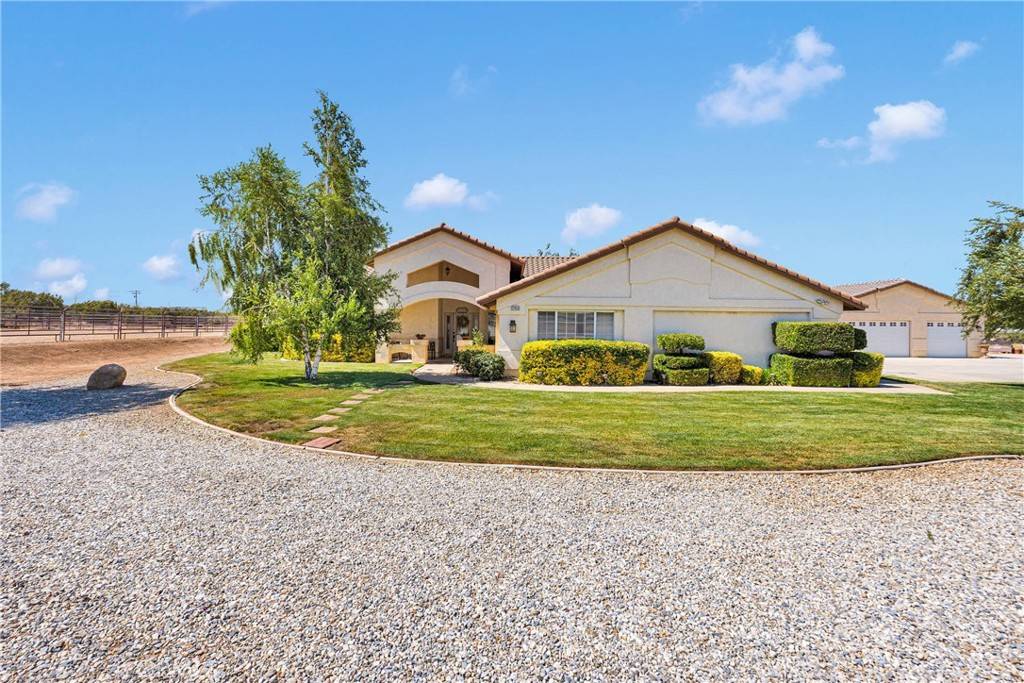 Oak Hills, CA 92344,12958 Ranchero RD