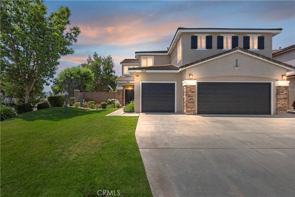 Eastvale, CA 92880,12917 Clemson DR