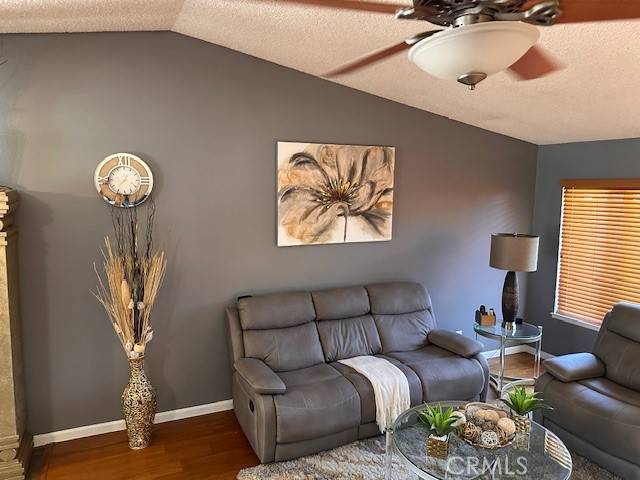 Moreno Valley, CA 92553,14561 Victor DR