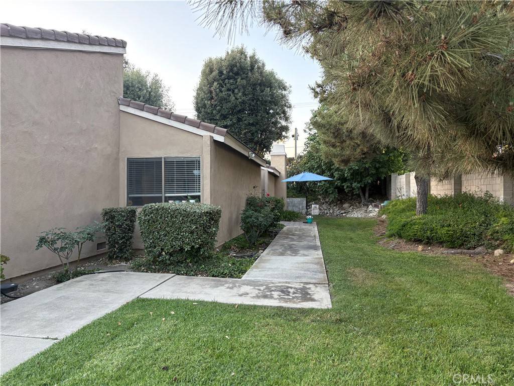 Upland, CA 91786,1137 Mountain Gate RD