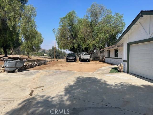 Perris, CA 92570,17260 Pfeifer WAY