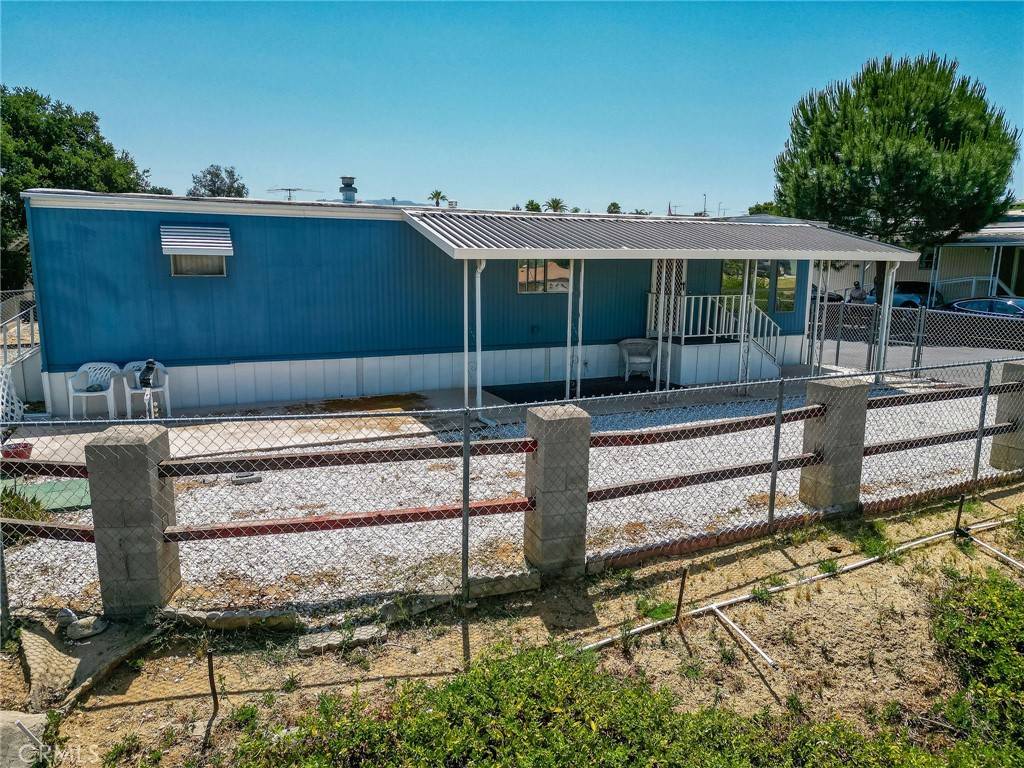 Yucaipa, CA 92399,12995 6th #49