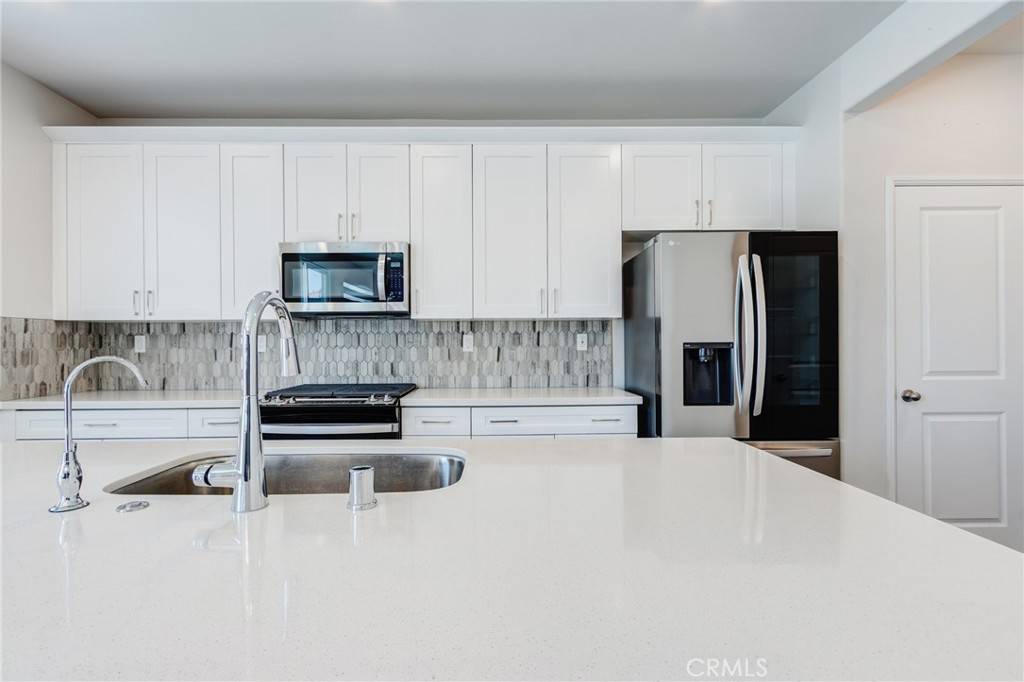 Winchester, CA 92596,36469 Shine DR