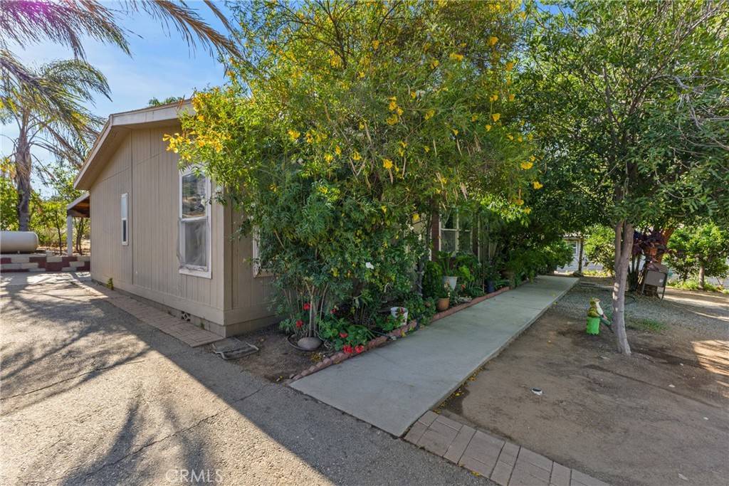 Menifee, CA 92585,27679 Junipero RD