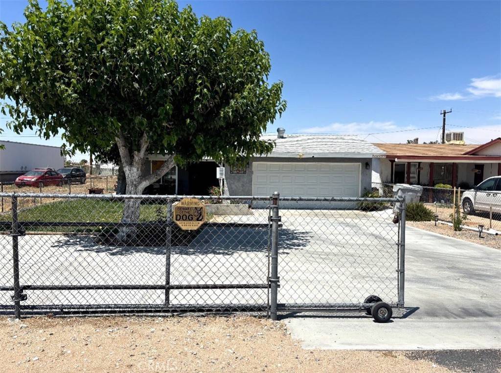 Hesperia, CA 92345,16472 Vine ST