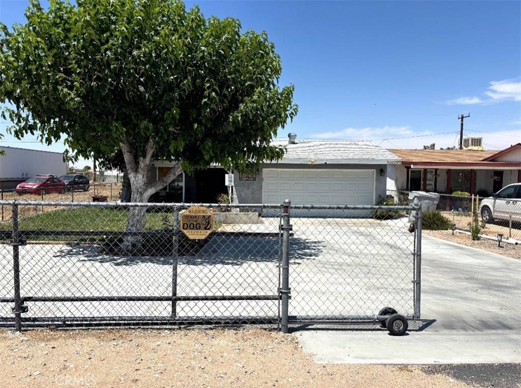 Hesperia, CA 92345,16472 Vine ST