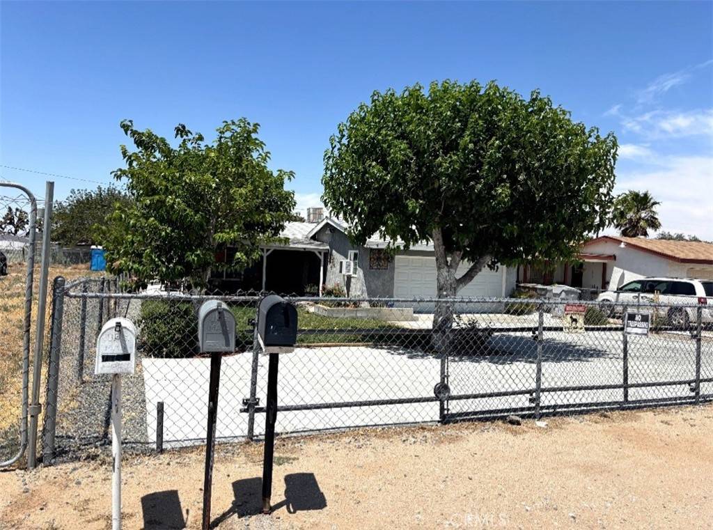 Hesperia, CA 92345,16472 Vine ST