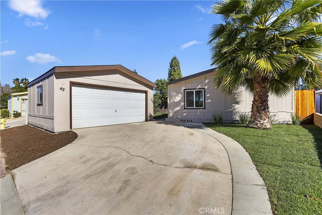 Colton, CA 92324,700 E Washington ST #42