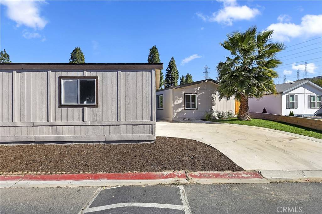 Colton, CA 92324,700 E Washington ST #42