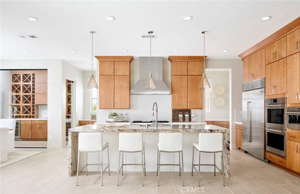 Chatsworth, CA 91311,21156 Poema PL