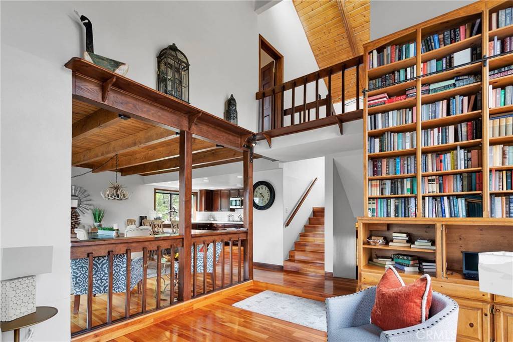 Lake Arrowhead, CA 92352,892 Nadelhorn DR