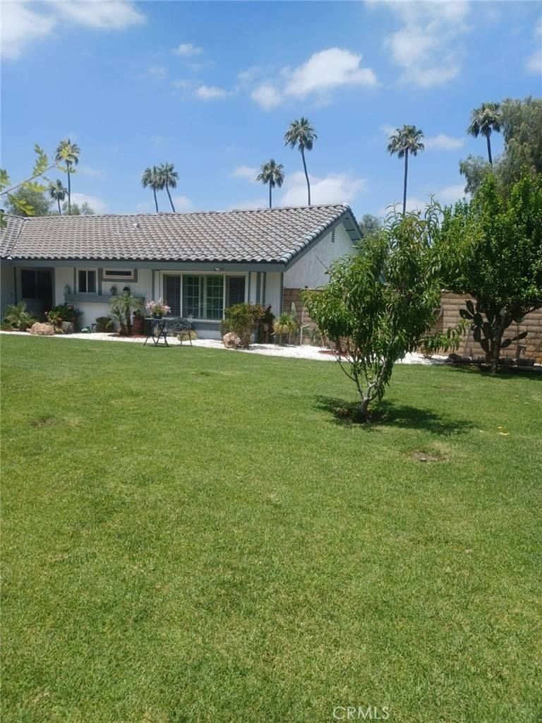 Riverside, CA 92503,9849 Canada WAY
