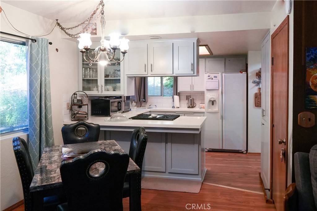 Running Springs, CA 92382,32801 Encina Dr