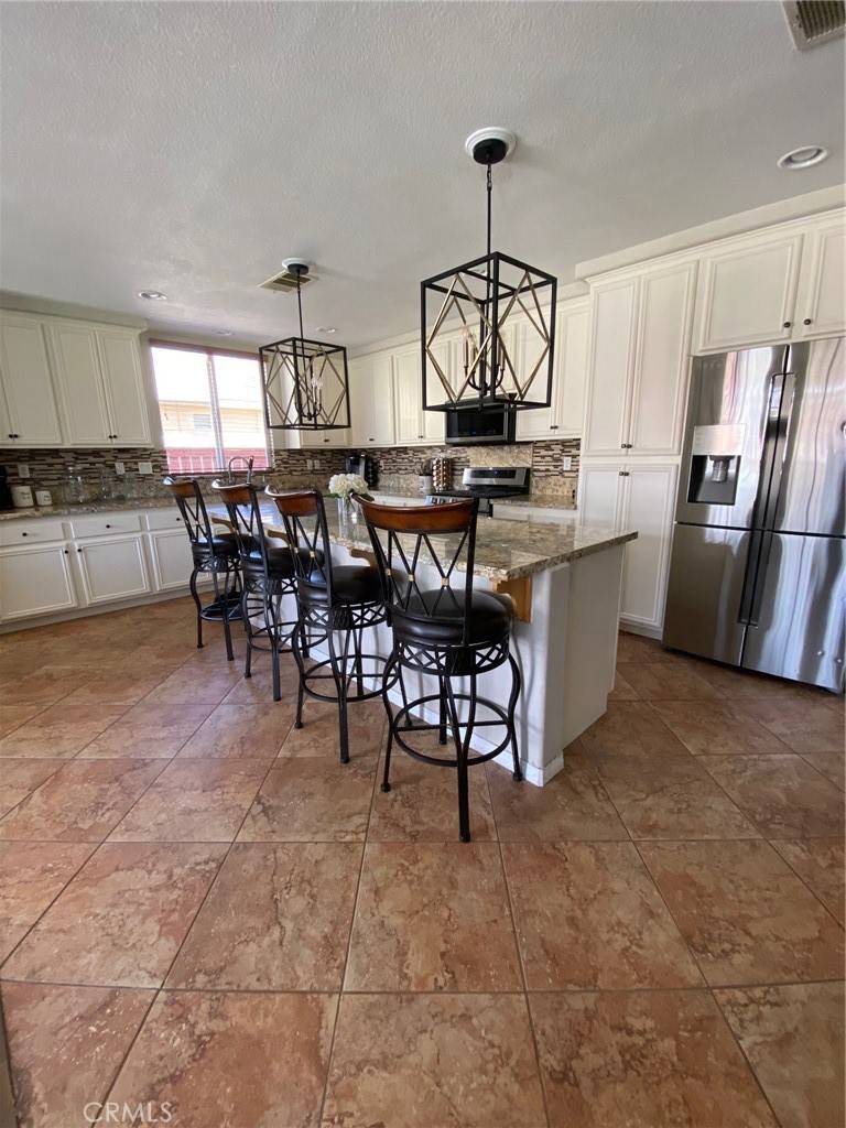 Oak Hills, CA 92344,8226 Monroe AVE