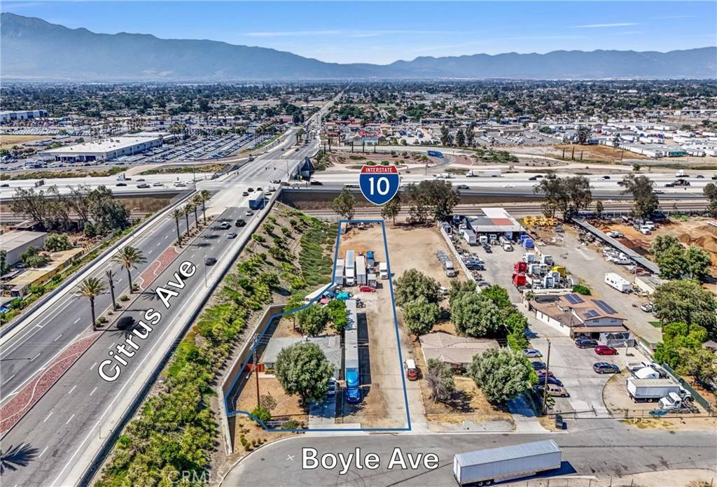 Fontana, CA 92337,16112 Boyle AVE